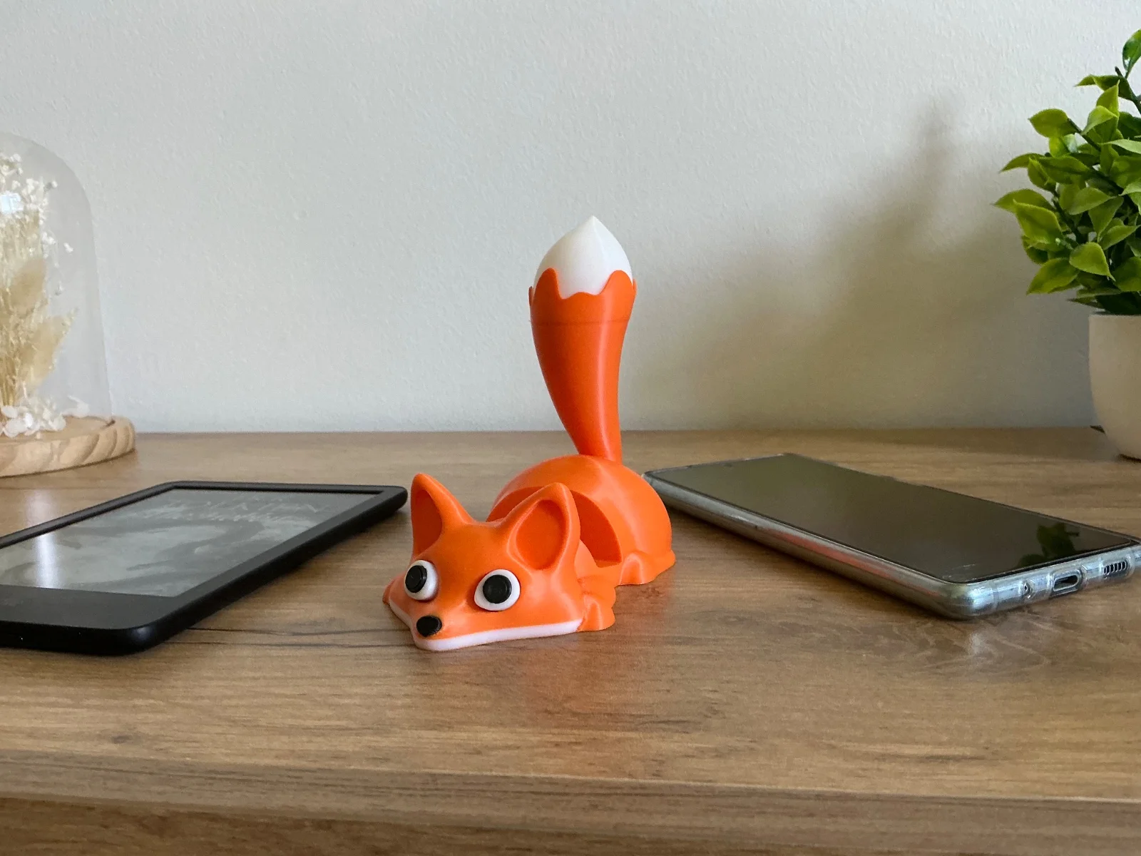 Fox Phone & Kindle Stand screenshot 4