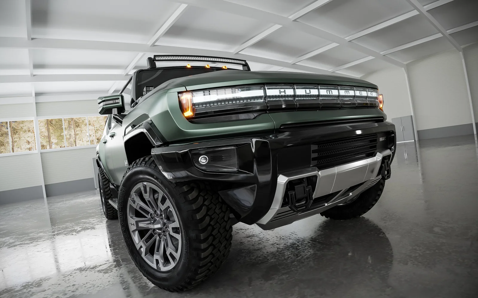 Hummer EV screenshot 3