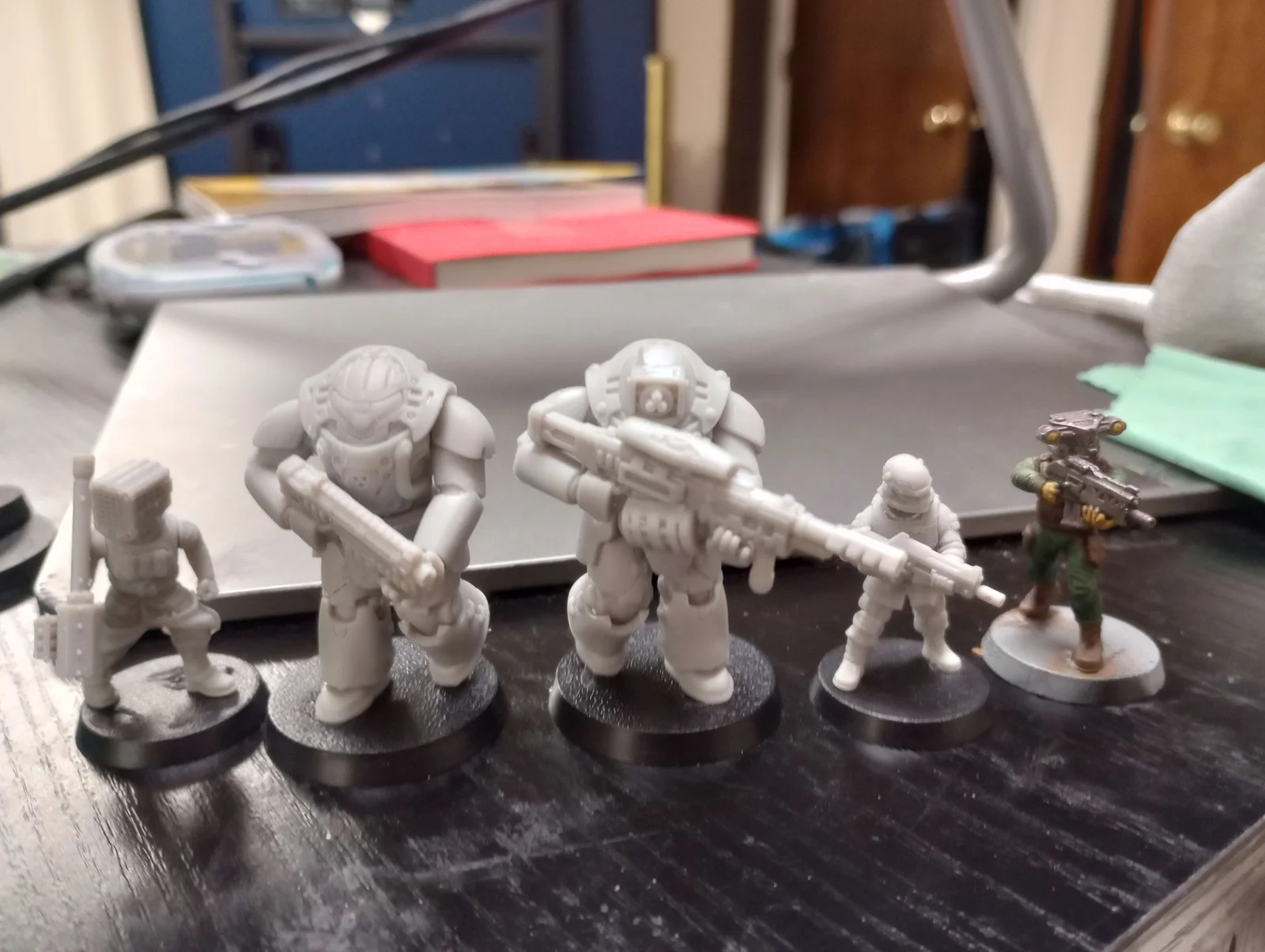 Nyx Power Armour Hard Suit screenshot 2